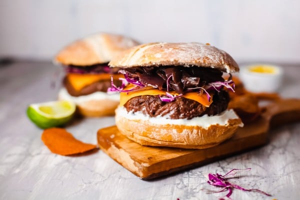 Veggie Burger – The Best Black Bean Hamburger