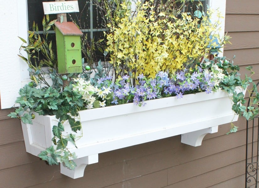 How to Build a Window Box Planter in 5 Steps