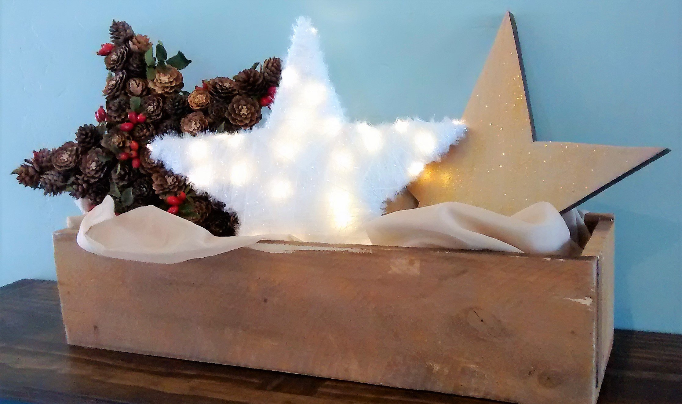 Easy DIY Wooden Christmas Stars, 3 Different Ways, from One Board